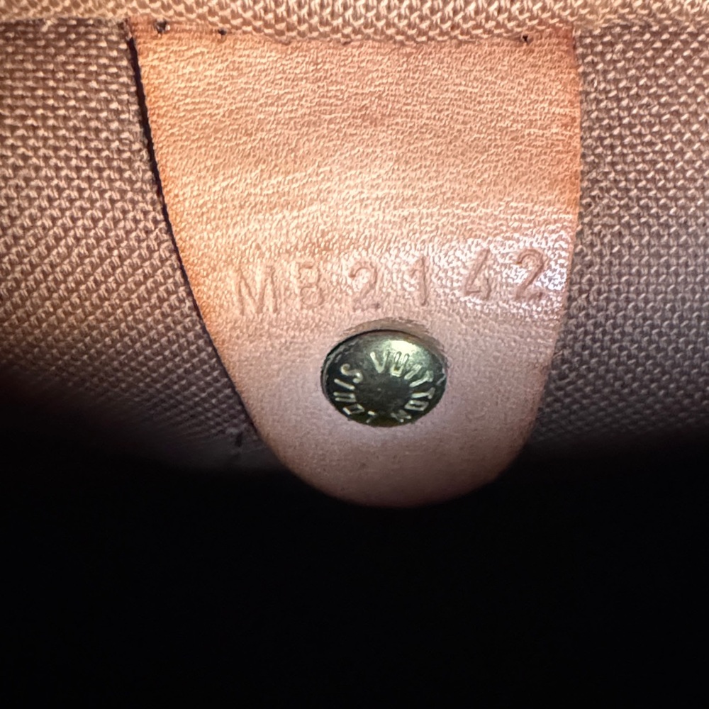 Louis Vuitton Monogram Brown Duffel 30 Bag - Picture 16 of 17